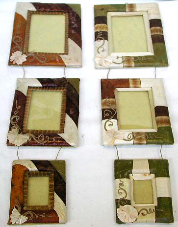Gift for nature lover - natural material made of 3 chain connected fashion picture frame