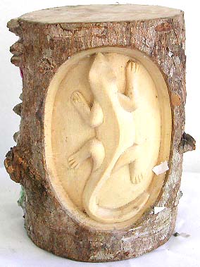 Figurines collections wholesaler wholesale Komodo dragon  gecko wood carving tree stem