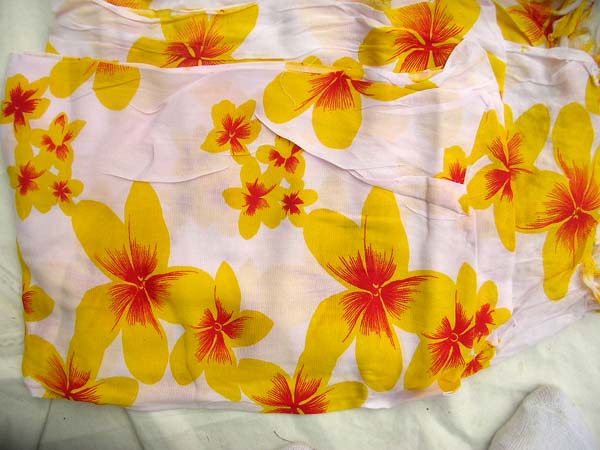 Tropical wear manufacturer wholesales Beautiful spring floral designed garden balinese sarong