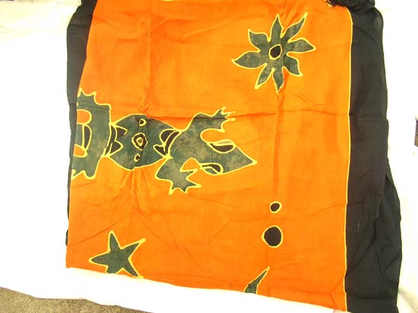 Vacation gift supply factory exports Decorative gecko motif with flower art on summer bali toga wrap
