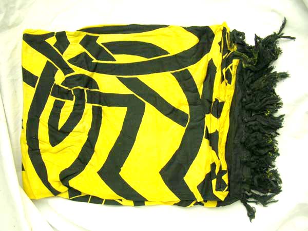 International beach apparel supply dealer, Traditional celtic knot inspired bali summer sarong