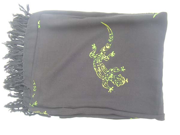 Casual wear garment wholesaler imports Trendy gecko design in tribal art fashion on black pareo wrap scarf 
