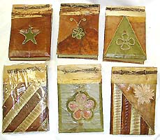 NOTEBOOKSS.jpg (25509 bytes)