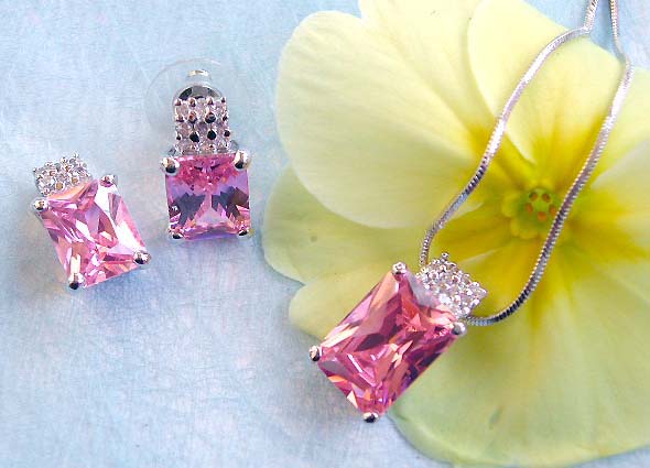 Hot jewelry supplier wholesale chain necklace, rectangular pinkish cz pendant and stud earring set