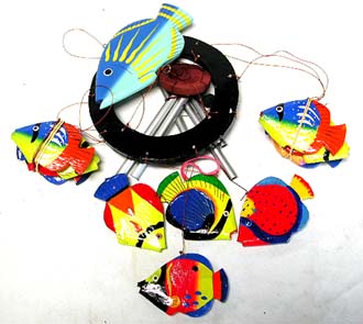 Pet chime - assorted color individual fish with metal windchime