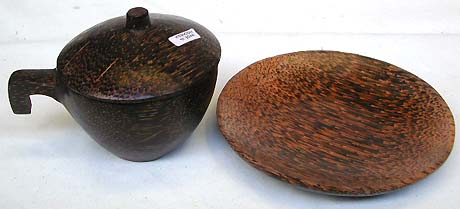 Kitchenware fashion decor - coconut wood made of , smooth finishing, fashion cup with coaster set