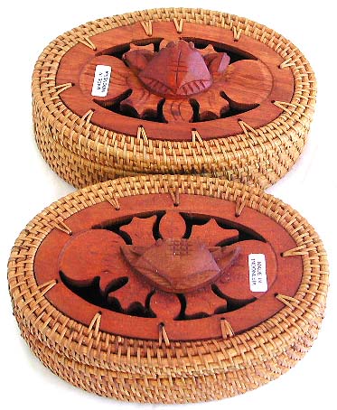 Assorted shape wooden retan box with assorted carving design wooden top lid 