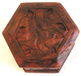 wholesale Jewelry box and wooden ornament - Octagonal deep brown wooden box with carved pattern design on top
