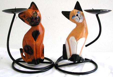 Iron candle holder with wooden cat curved stand design, assorted color cat randomly pick