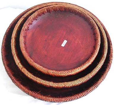 Coconut wood brown round plate set with rattan sewing edge, set of 3 pieces