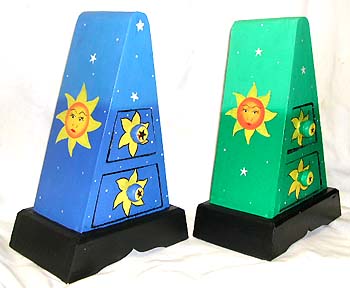 DRAWER8N9SIDE.jpg (26460 bytes)