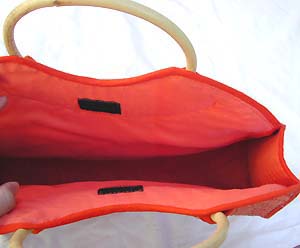 BAG14LINING.jpg (16048 bytes)