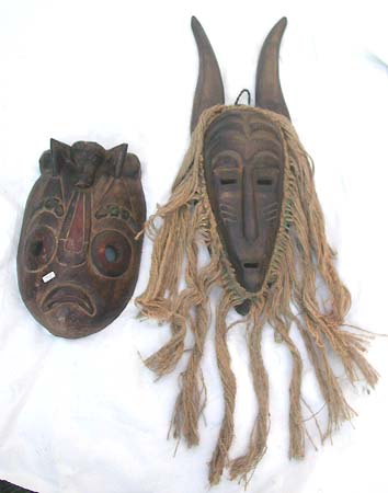 mask22n23.jpg (26118 bytes)
