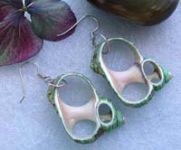 Fashion seashell earring carved-out pattern design, green genuine seashell 