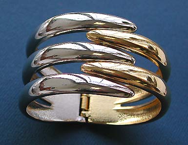 Lady's love jewelry online wholesaler wholesale gold and silver two-tones fashion bangle bracelet