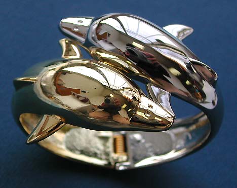Wholesale animal jewelry, dolphin jewelry.  Beautiful dolphin bangle made of brass base material with rhodium and gold plating