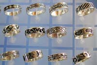 2004 trendy jewelry ring distributor wide band sterling silver ring with assorted designs and patterns