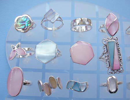 Wholesale seashell jewelry, sterling silver ring in assorted design adorned with assorted color seashell